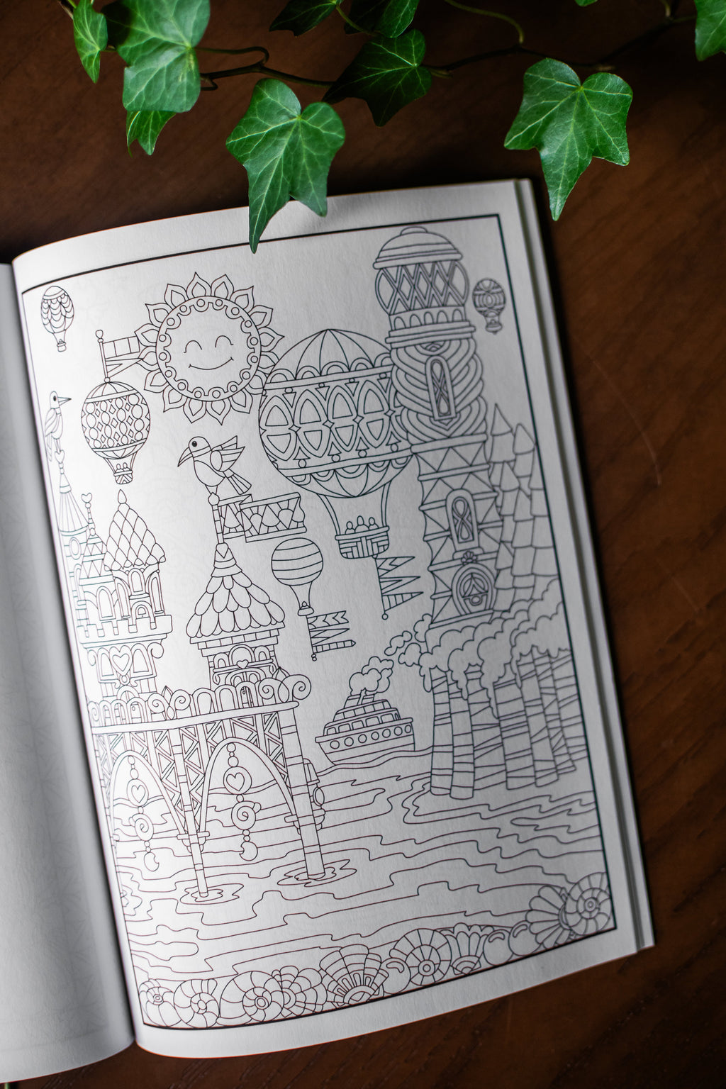 Creative Haven Whimsical Houses Coloring Book (Adult Coloring Books: Art & Design)